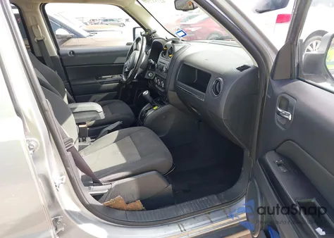 2017 Jeep Patriot Latitude Fwd from USA, damaged, VIN 1C4NJPFB8HD183723